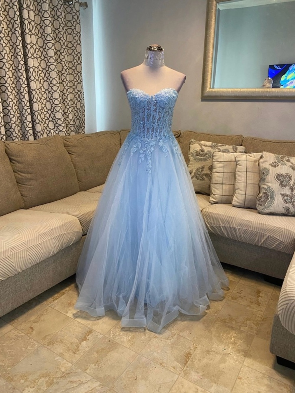 New Windsor Women Medium Light blue strapless tulle ball gown original $139